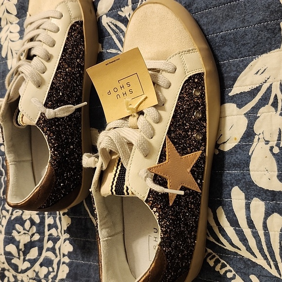 New! ShuShop Gold & Black Glitter Sneakers - Picture 3 of 6